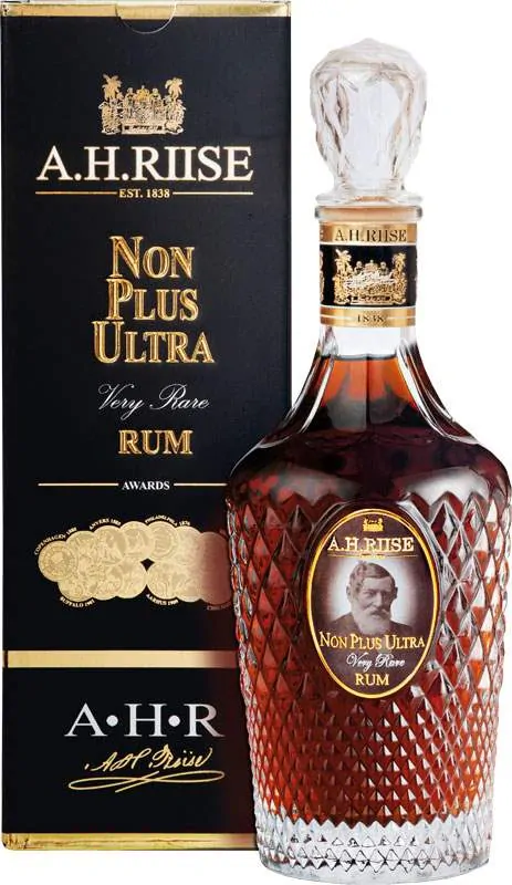 A.H. Riise Non Plus Ultra Rum 42% 0,7l
